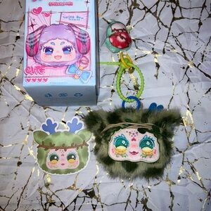 Adorable Kimmon Green Plush Change Purse